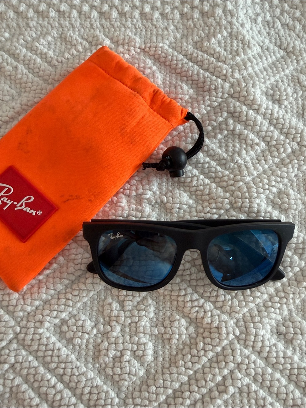 Ray-Ban kids Black Frame Sunglasses with Blue Lenses and Orange Pouch